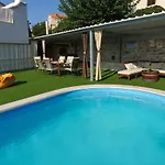 Gustirna Сasa de vacaciones *