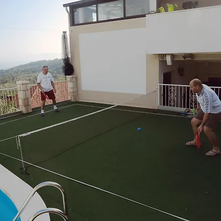 Gustirna Hébergement de vacances