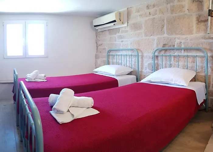 Gustirna Casa de Férias *