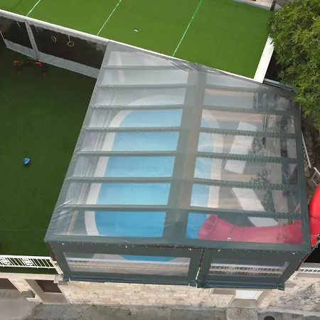 بيت للعطل Holiday Gustirna