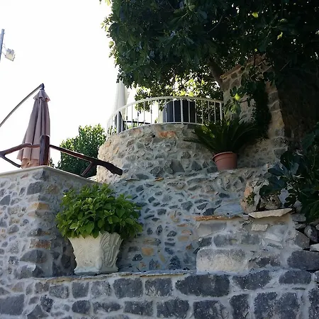 Vakantiehuis Gustirna
