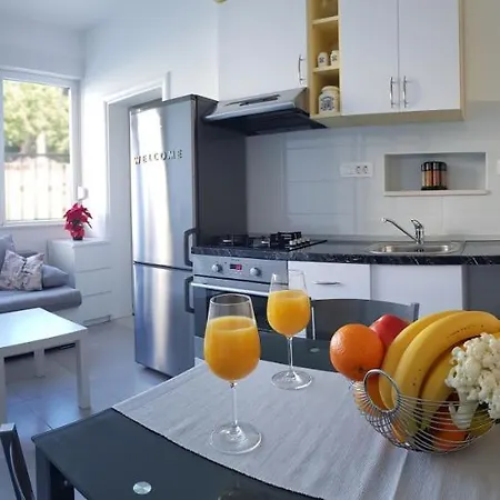 بيت للعطل Holiday Gustirna